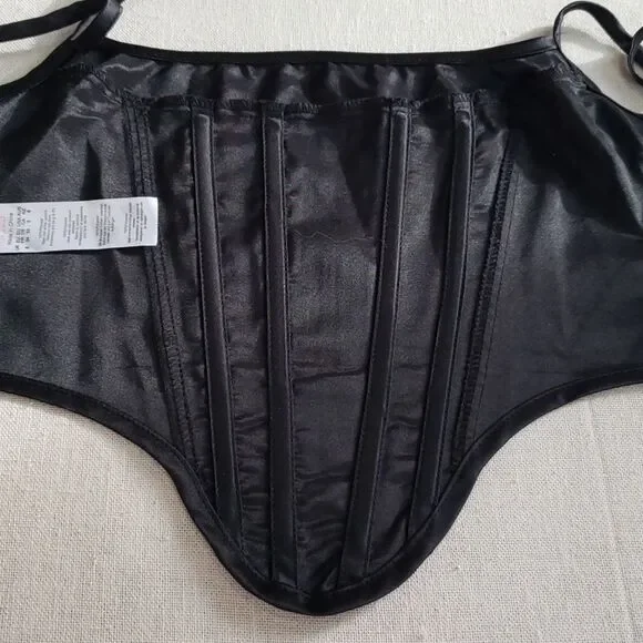 Pretty Little Thing Top Womens 2 Black Satin Dipped Ham Boned Corset Cami Swifty - Picture 7 of 9